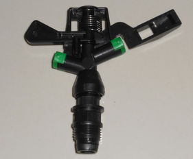 园林灌溉中的高效助手 摇臂喷头与旋转喷头的解析